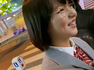 ハメ撮り K県立  口リ口リ色白めがねっ娘18歳 放課後撮影おじさんとホテルで中出しハメ撮りSEX 巨乳メガネJKとアツアツ不倫 H乳を弄られ口から聖水をぼたぼたおじさんとラブホでハメ撮りの一部始終公開 色白＆もち肌の上玉です 口リフェイスにムニュムニュのデカ乳がなんともイヤらしい娘です 一発目は制服のまま中出し https&colon;&sol;&sol;bit&period;ly&sol;3BtbN17