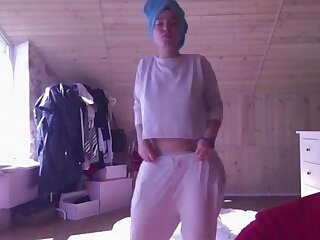 Striptease 18yo